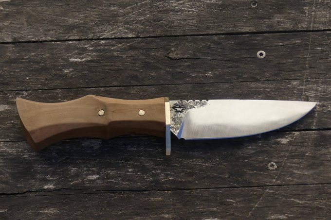 Couteau de chasse 